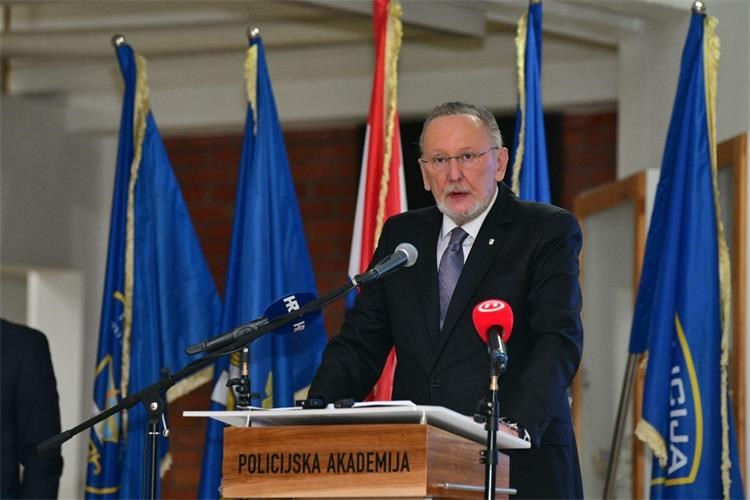 Slika /Vijesti/2025/Prosinac/2_prosinca/Božinović.jpg