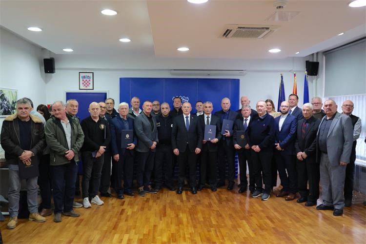 Slika /Vijesti/2025/Prosinac/3_prosinca/Medved.jpg