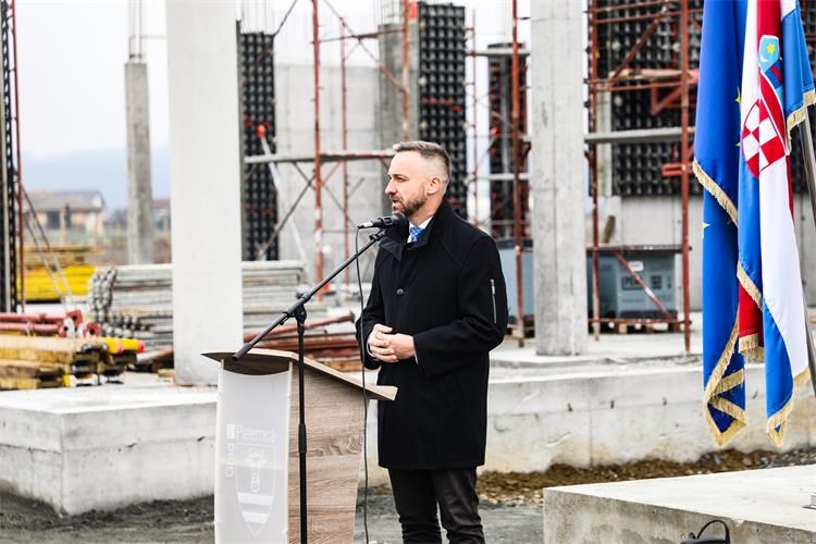 Slika /Vijesti/2025/Prosinac/8_prosinca/Piletić.jpg